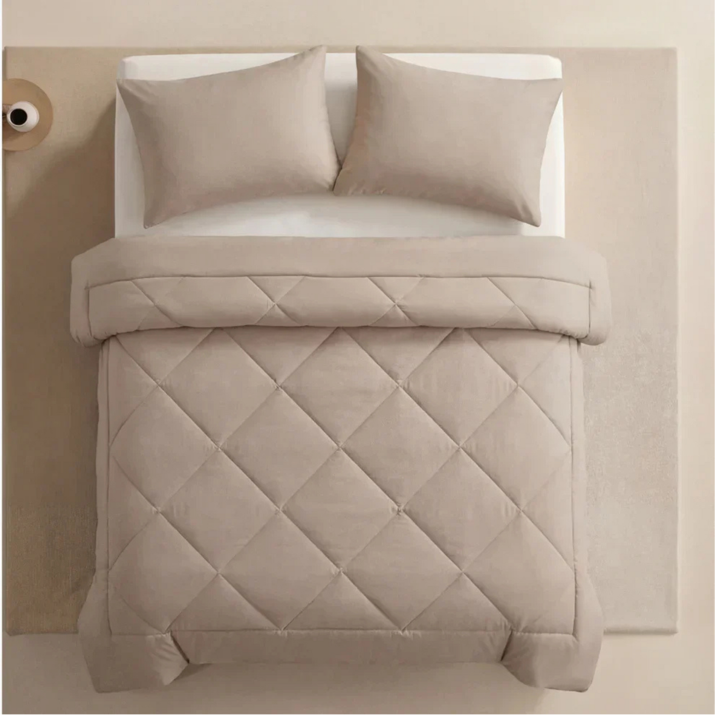 EasySleep® Duvet – Det 2-i-1 snabbtorkande täcket som gör lakan överflödiga.